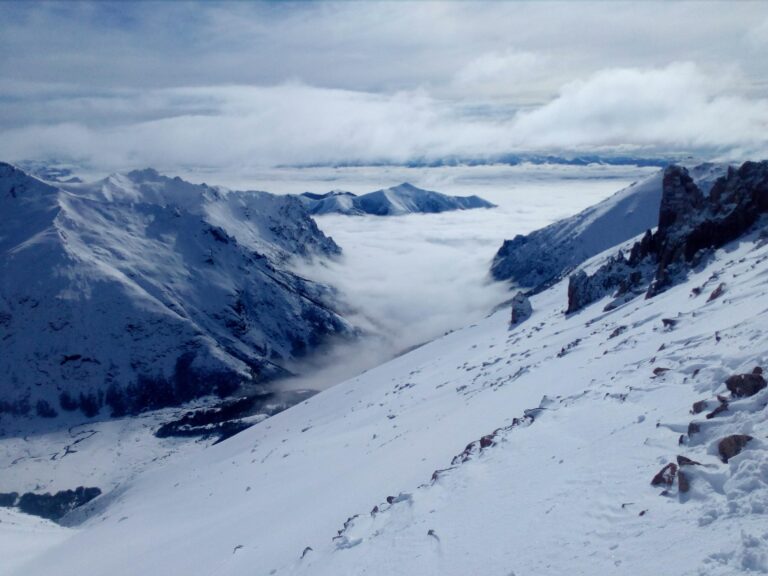 Caminata raquetas nieve invierno bariloche